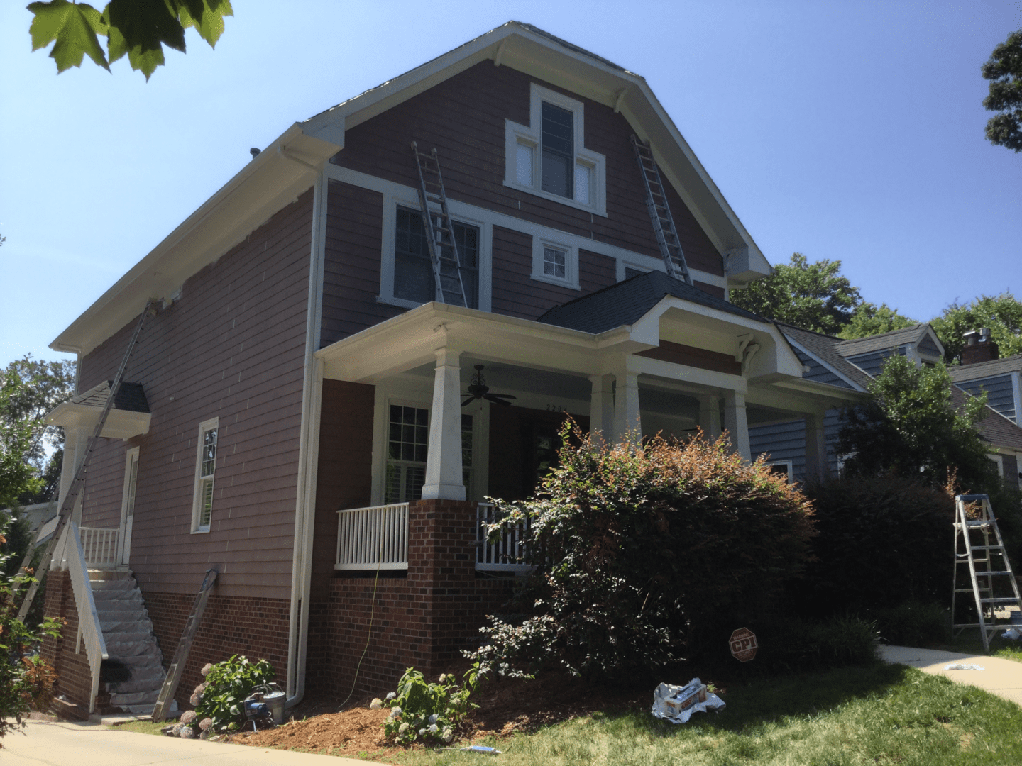 Craftsman home before exterior painting