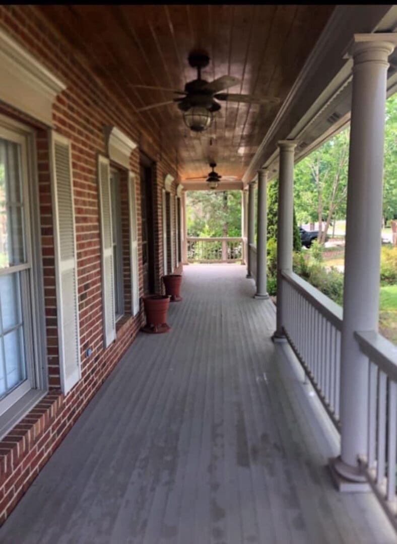 Front porch before refinishing
