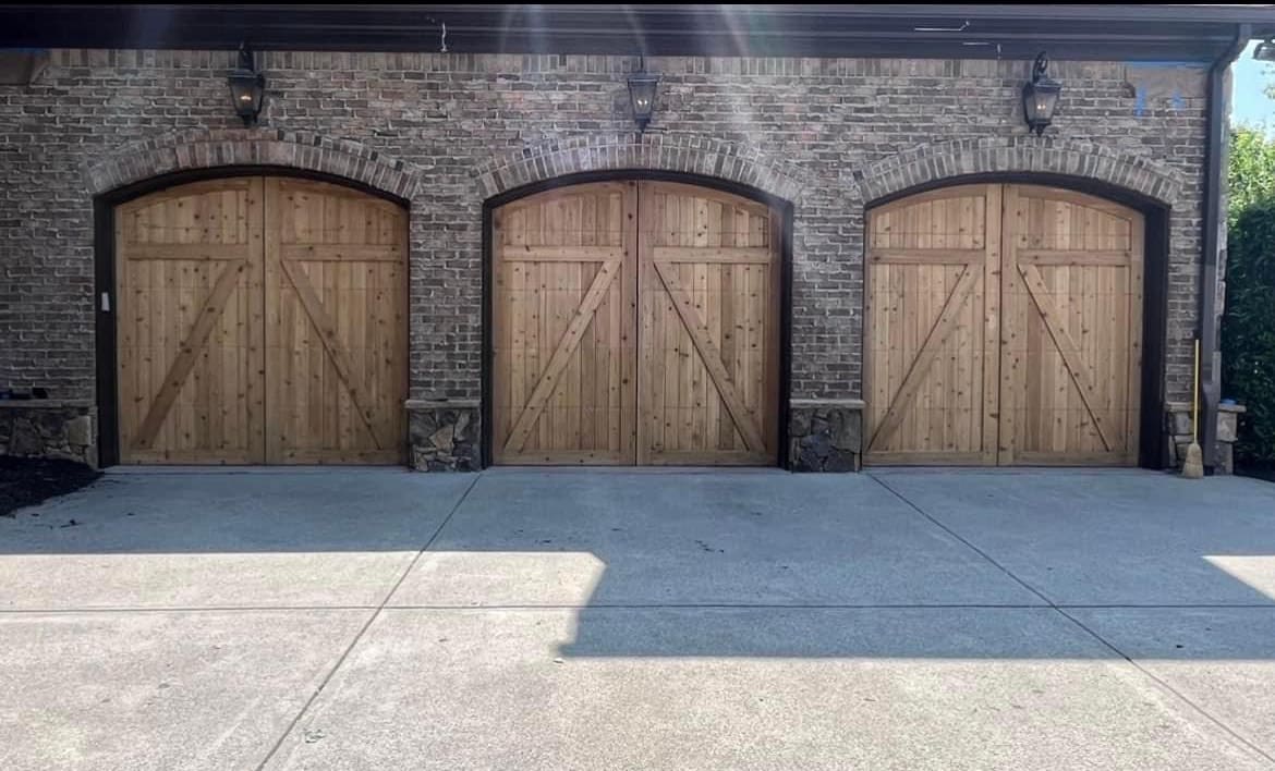Garage doors before refinishing